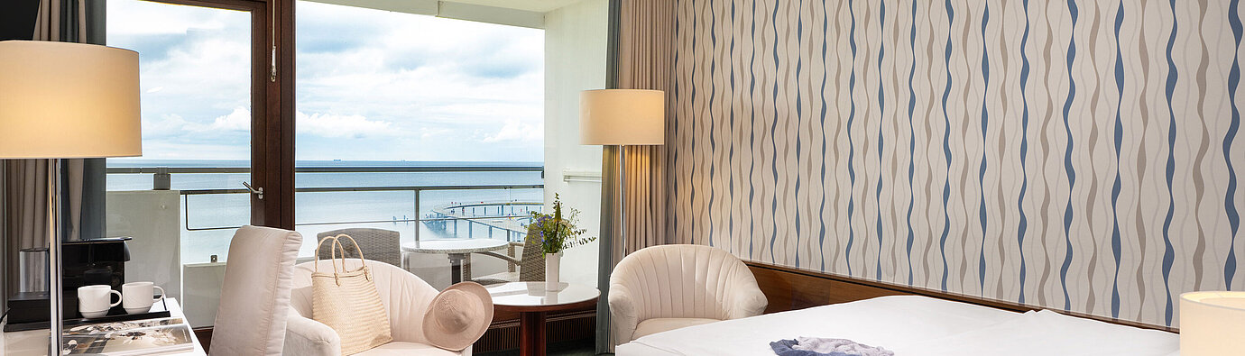 Bright room at Maritim Seehotel Timmendorfer Strand with balcony and Baltic Sea view