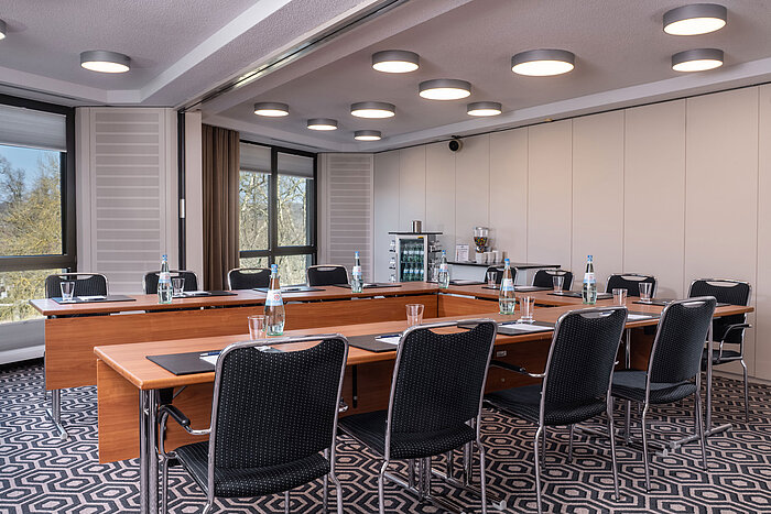 Meeting room "Salon Dorothée" at Maritim Hotel Bad Homburg with classroom-style seating.