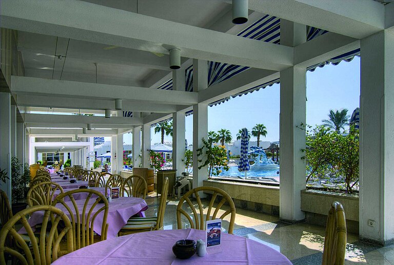 Pool Terrace | Maritim Hotel Sharm El Sheikh
