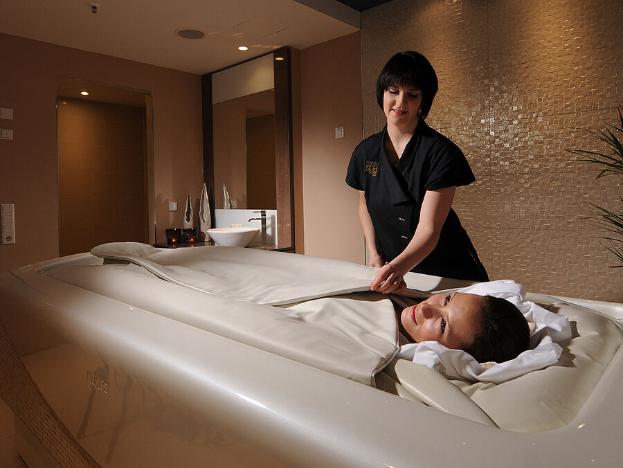 Soft pack treatment at the spa of Maritim Hotel Travemünde – deep relaxation for body and mind