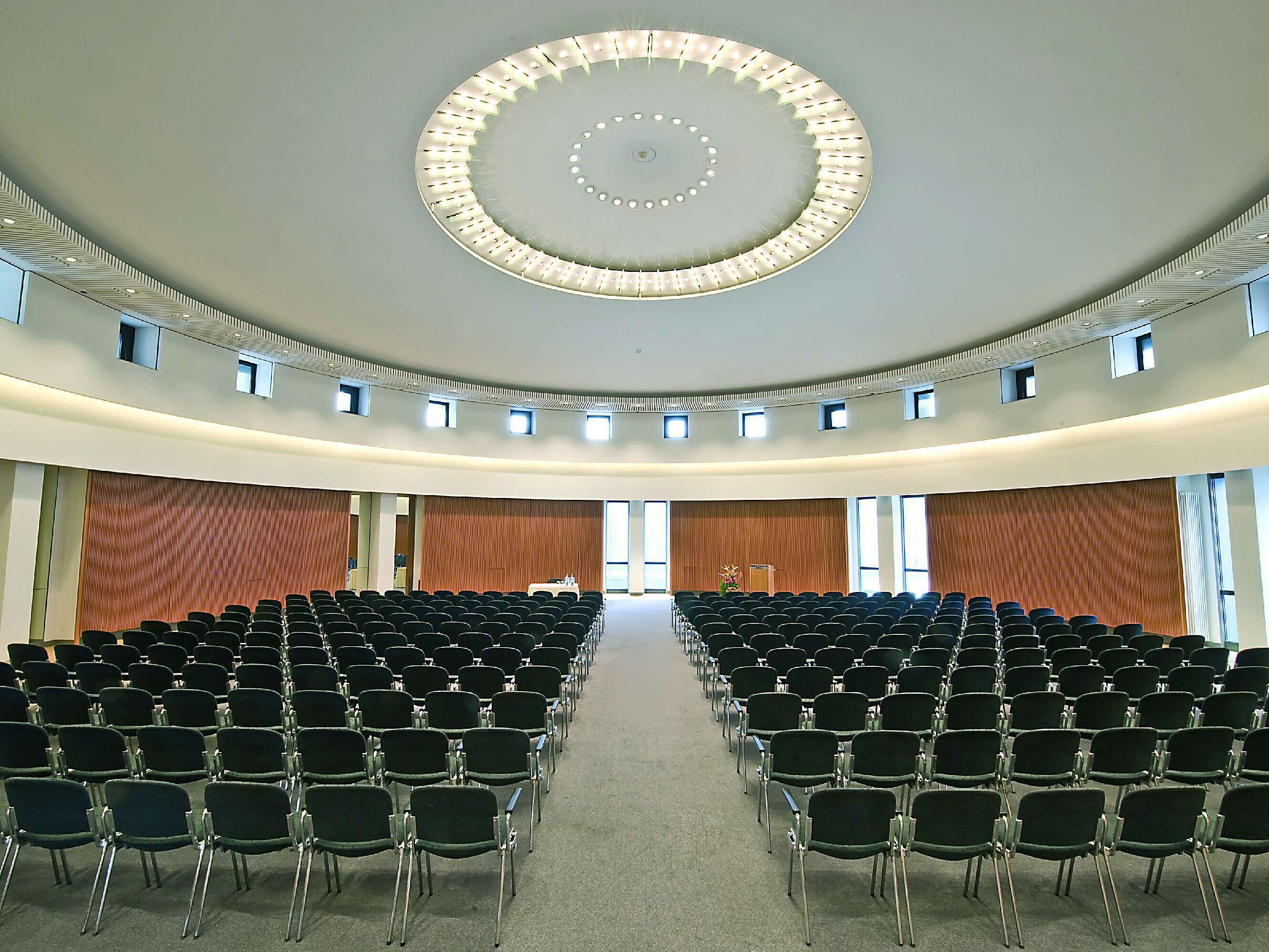 Kepler Hall at Maritim Hotel Ulm with modern conference technology.
