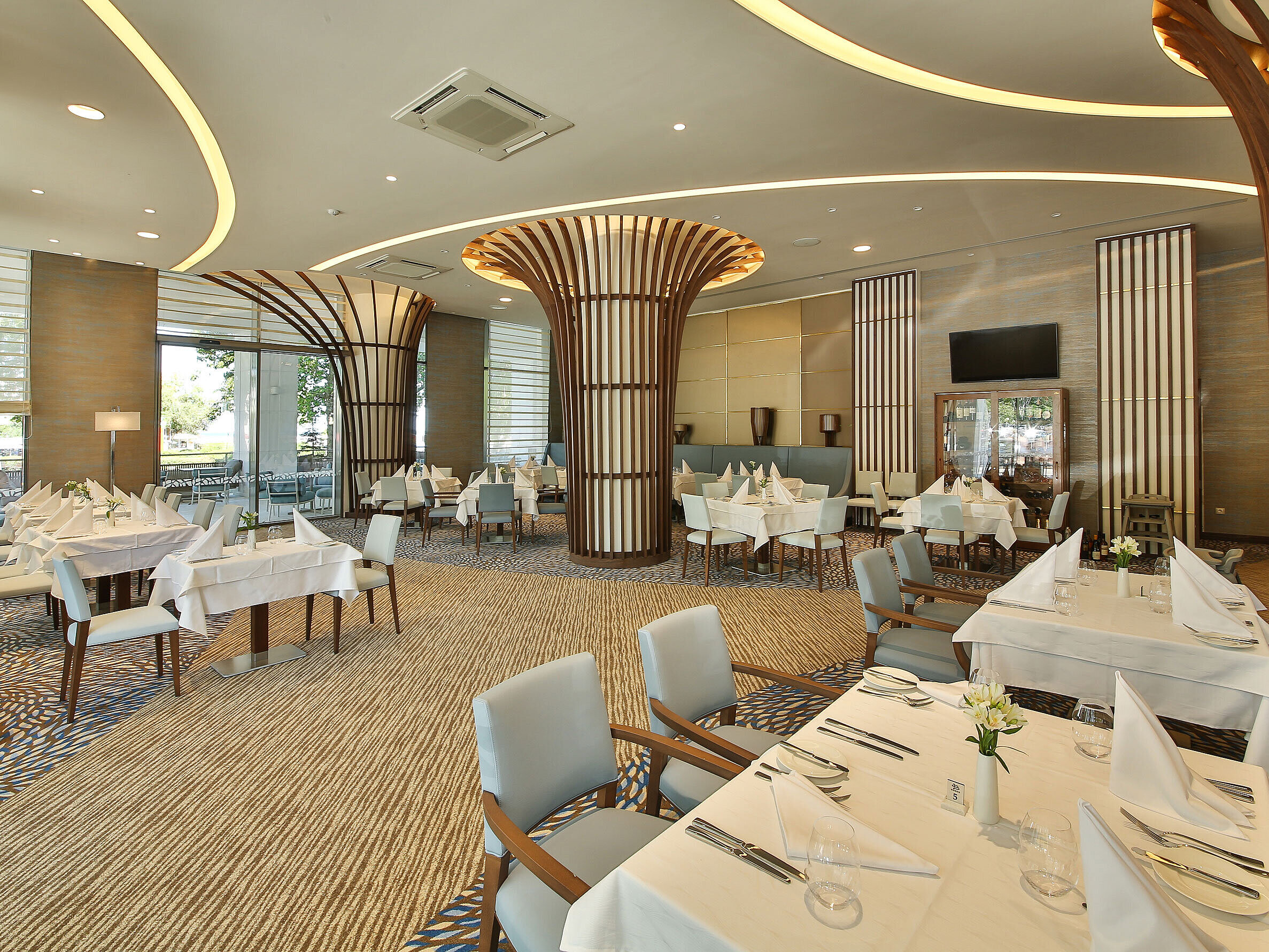 A-la-carte Montgolfier Restaurant | Maritim Hotel Paradise Blue Albena