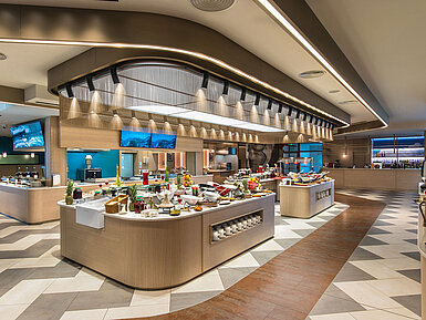 Large buffet area at Maritim Hotel Amelia with international selection and modern design