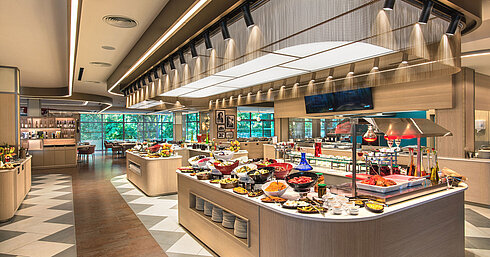 Spacious buffet area at Maritim Hotel Amelia offering a varied selection of fresh dishes
